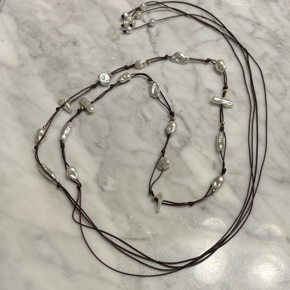 Jewelry - 🤍Elegant Pearl and Brown String Belt / Necklace